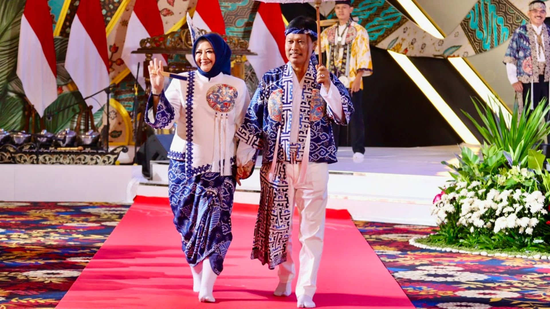 Kota Cirebon Raih Juara Terunik di Fashion Show Pekan Kerajinan Jawa Barat 2026